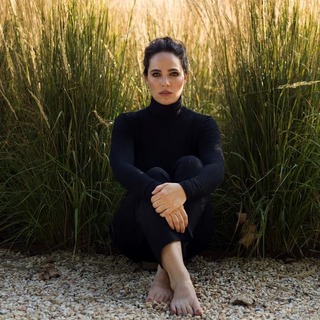 Verena Altenberger feet photo 6