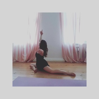 Verena Altenberger feet photo 20