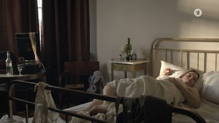 Verena Altenberger feet photo 8