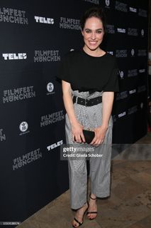 Verena Altenberger feet photo 4
