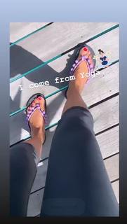 Verona Pooth feet photo thumbnail