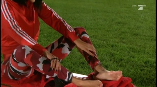 Verona Pooth feet photo thumbnail