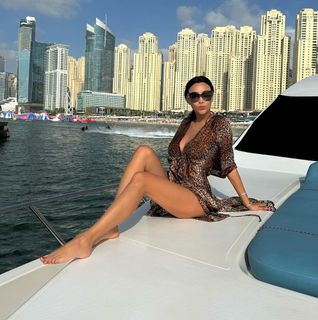 Verona Pooth feet photo thumbnail