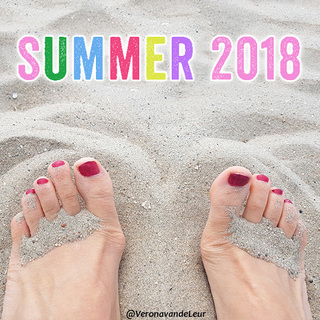 Verona van de Leur feet photo thumbnail