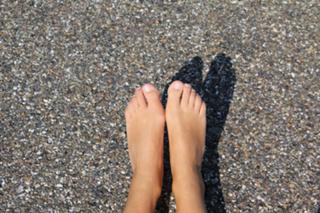 Verona van de Leur feet photo thumbnail