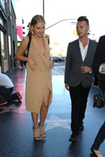 Veronica Dunne feet photo 6
