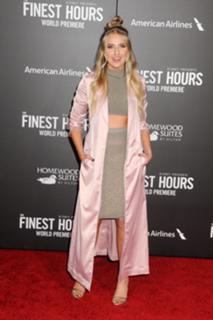 Veronica Dunne feet photo 16