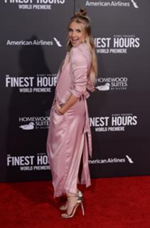 Veronica Dunne feet photo 12