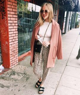 Veronica Dunne feet photo 2
