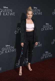 Veronica Dunne feet photo 16