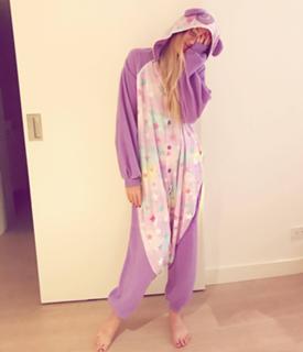 Veronica Dunne feet photo 11