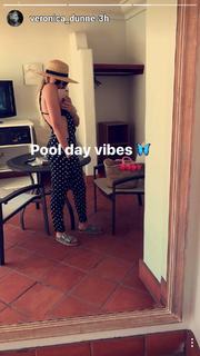 Veronica Dunne feet photo 8