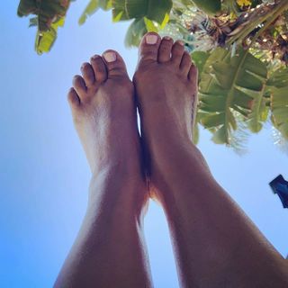 Veronica Falcón feet photo 6