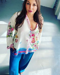 Veronica Falcón feet photo 4