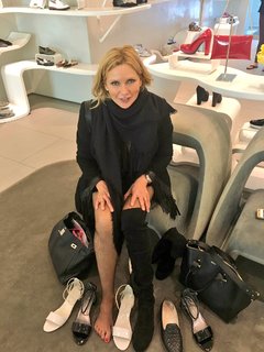 Veronica Ferres feet photo thumbnail