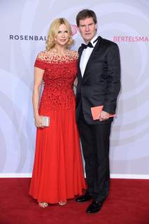 Veronica Ferres feet photo thumbnail