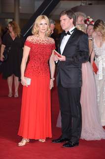 Veronica Ferres feet photo thumbnail