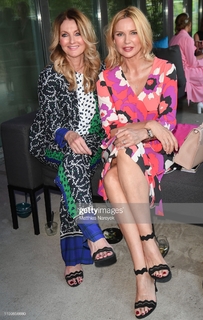 Veronica Ferres feet photo thumbnail