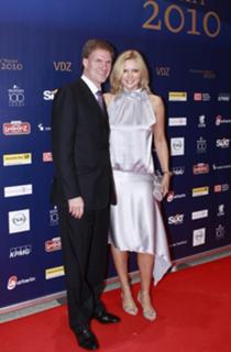 Veronica Ferres feet photo thumbnail