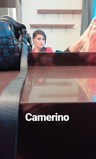 Veronica Gentili feet photo thumbnail