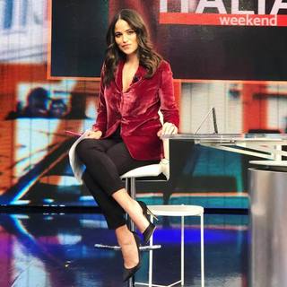 Veronica Gentili feet photo thumbnail