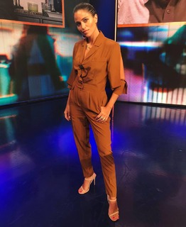 Veronica Gentili feet photo thumbnail