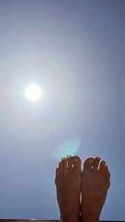 Veronica Gentili feet photo thumbnail