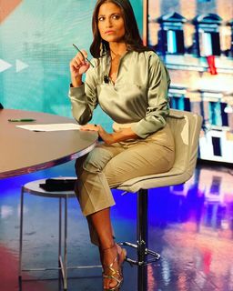 Veronica Gentili feet photo thumbnail