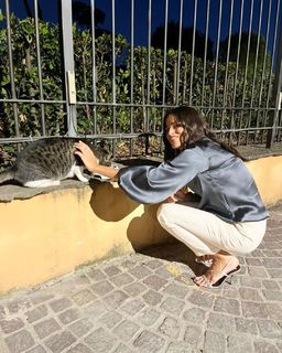 Veronica Gentili feet photo thumbnail