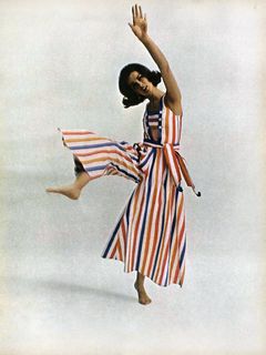 Veronica Hamel feet photo 8