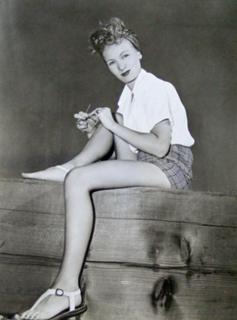 Veronica Lake feet photo 20