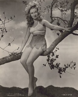 Veronica Lake feet photo 3