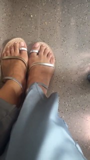 Veronica Maya feet photo thumbnail