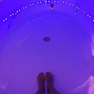 Veronica Maya feet photo thumbnail