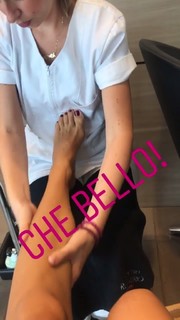Veronica Maya feet photo thumbnail