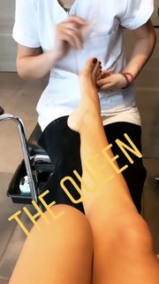Veronica Maya feet photo thumbnail