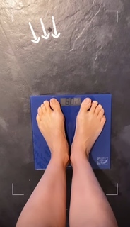 Veronica Maya feet photo thumbnail
