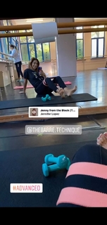 Veronica Maya feet photo thumbnail