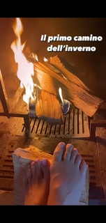 Veronica Maya feet photo thumbnail
