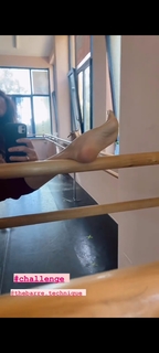 Veronica Maya feet photo thumbnail