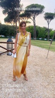 Veronica Maya feet photo thumbnail
