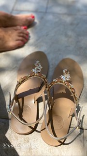 Veronica Maya feet photo thumbnail