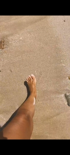 Veronica Maya feet photo thumbnail