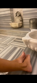 Veronica Maya feet photo thumbnail