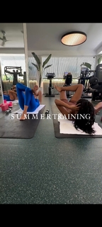 Veronica Maya feet photo thumbnail