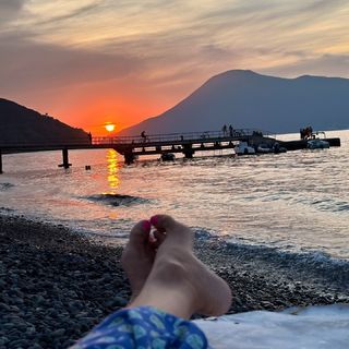 Veronica Maya feet photo thumbnail