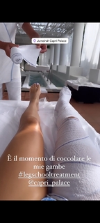 Veronica Maya feet photo thumbnail