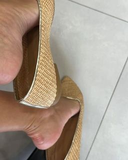 Veronica Maya feet photo thumbnail