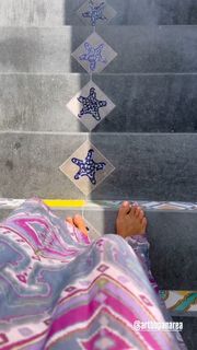 Veronica Maya feet photo thumbnail