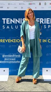 Veronica Maya feet photo thumbnail